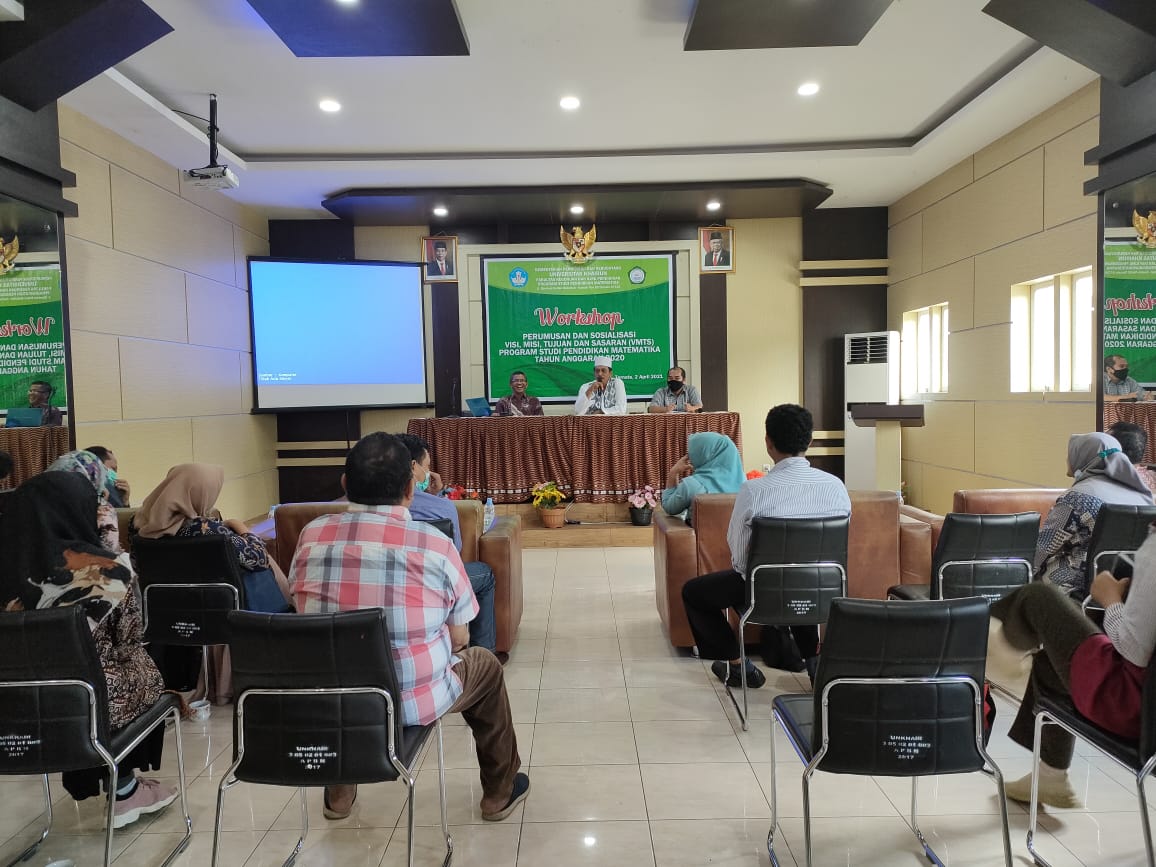 PRODI PENDIDIKAN MATEMATIKA FKIP UNKHAIR GELAR WORKSHOP PERUMUSAN VISI MISI DAN